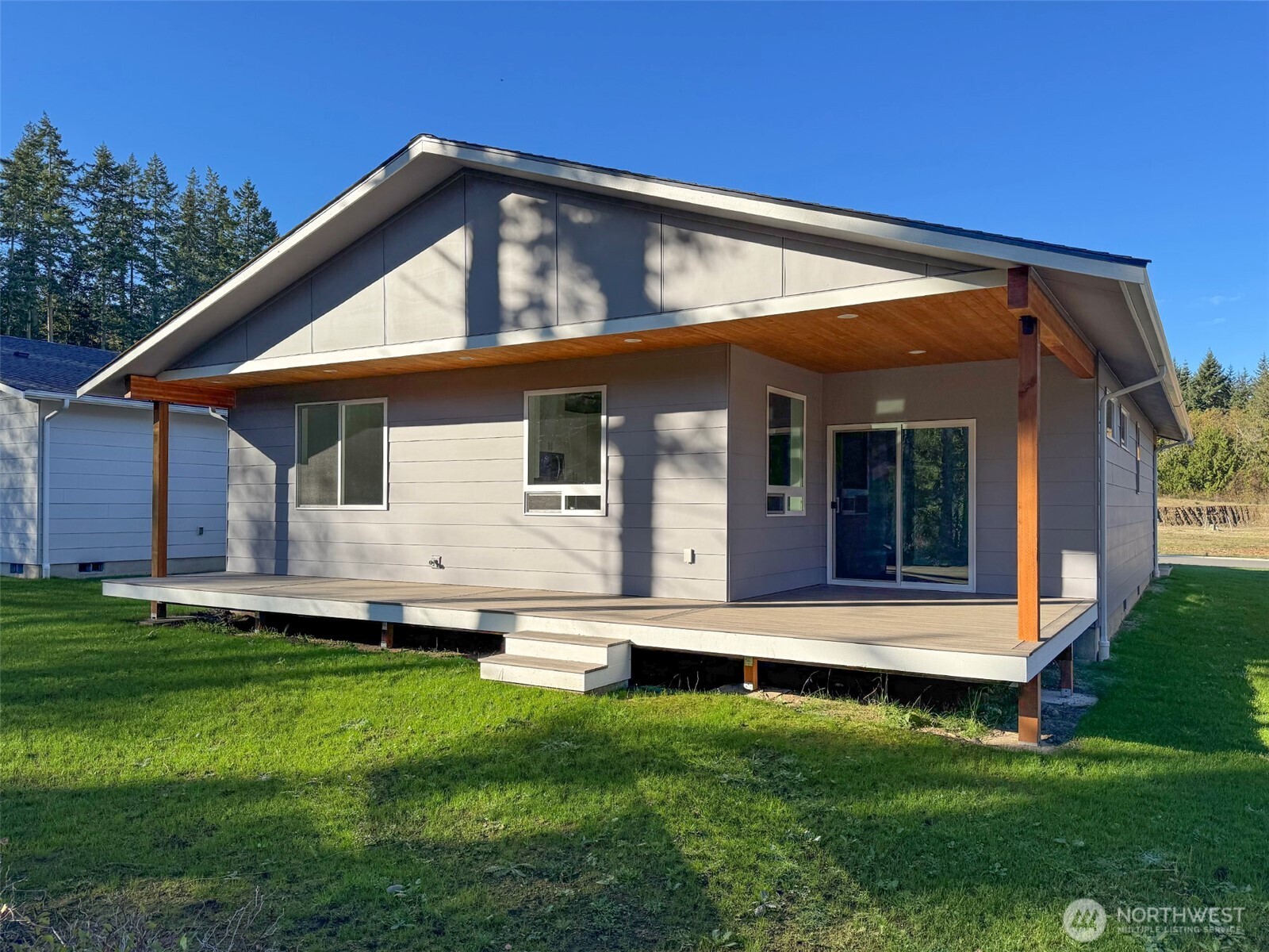 1413 Discovery Loop , Port Angeles, WA 98363