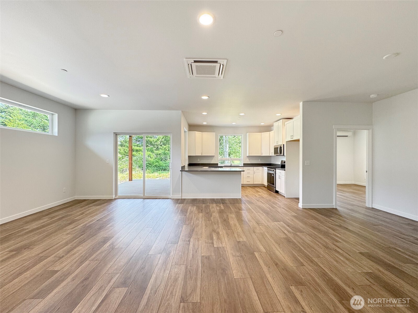 1413 Discovery Loop , Port Angeles, WA 98363
