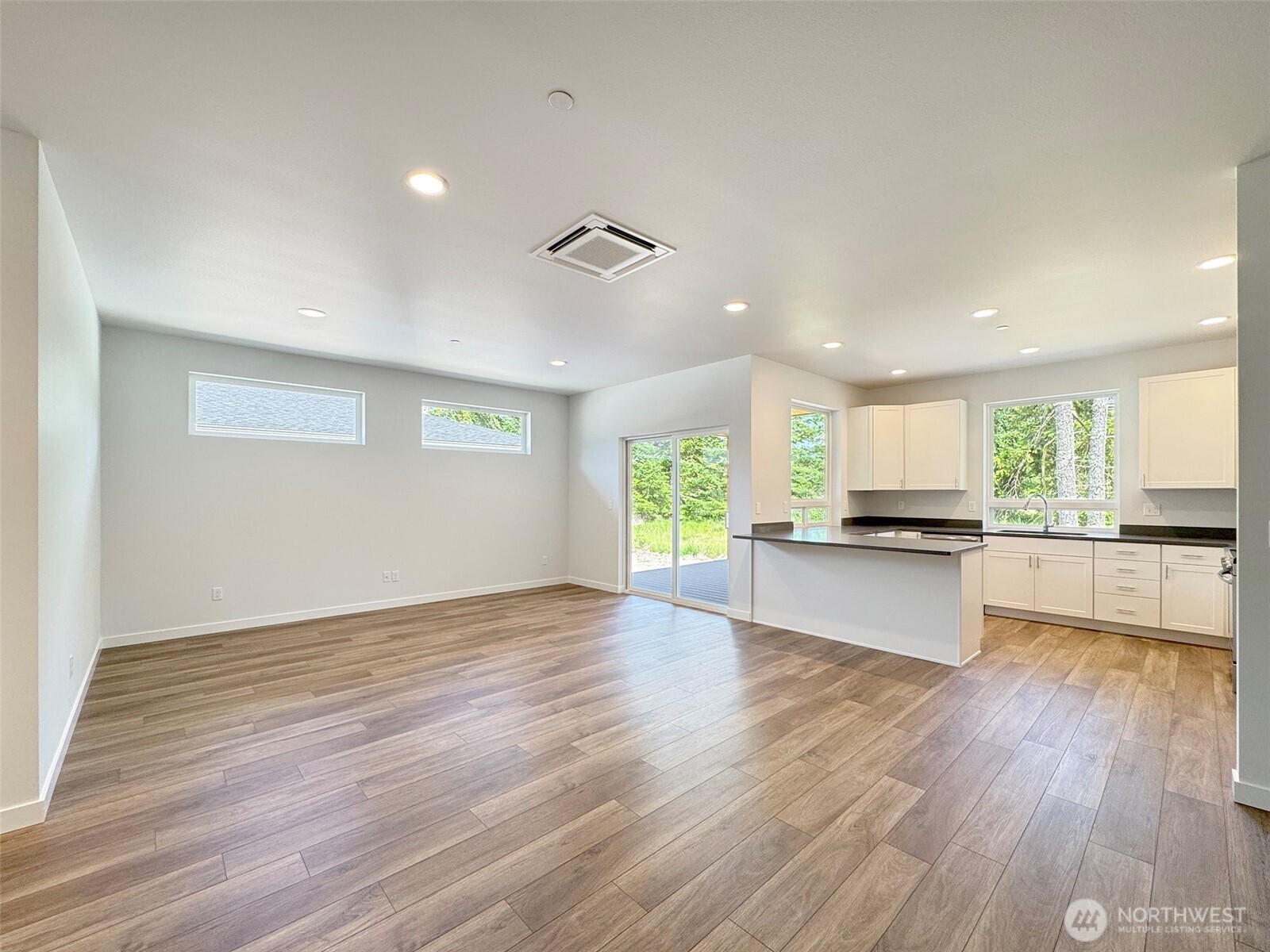 1413 Discovery Loop , Port Angeles, WA 98363
