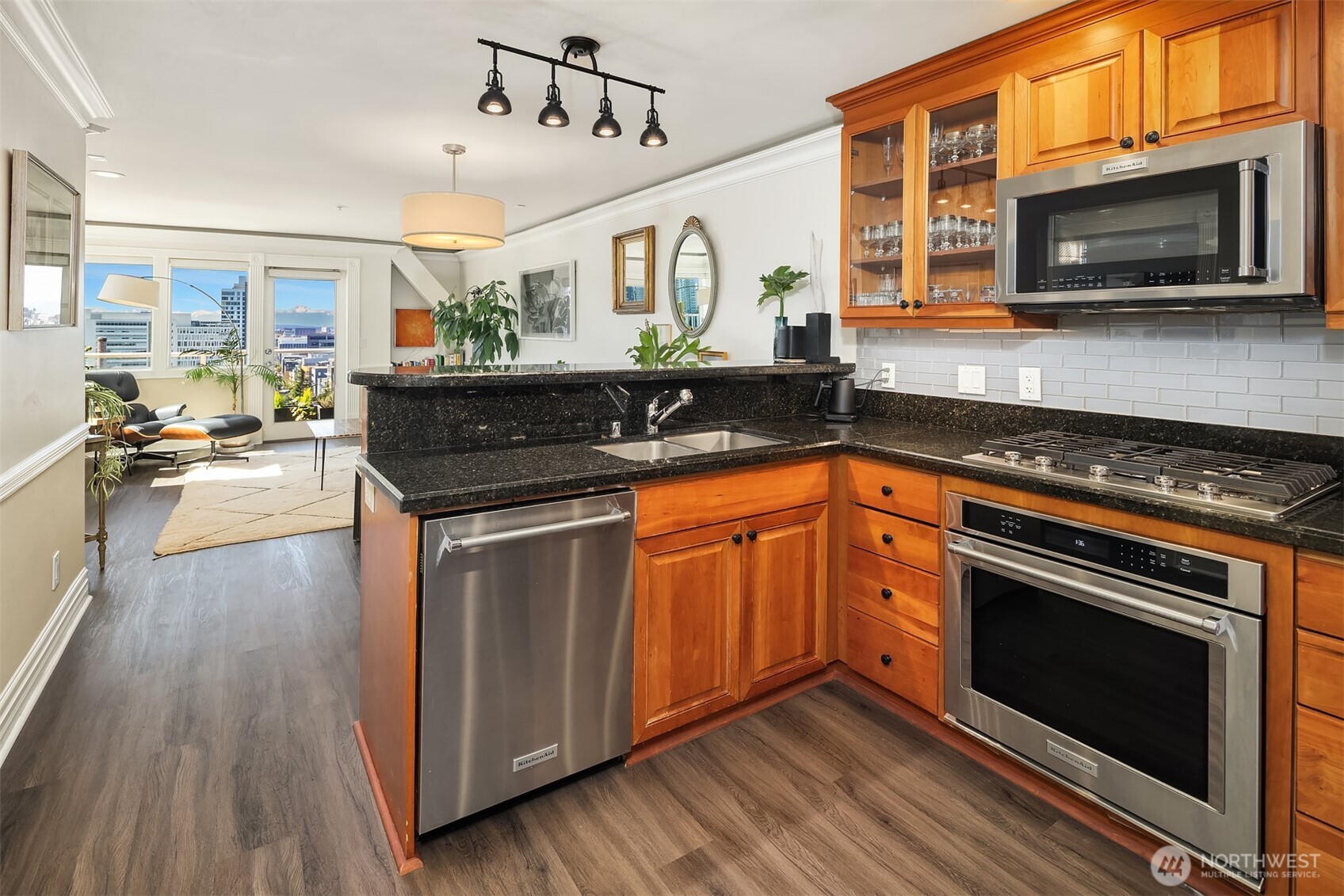 311 E Republican Street #201, Seattle, WA 98102