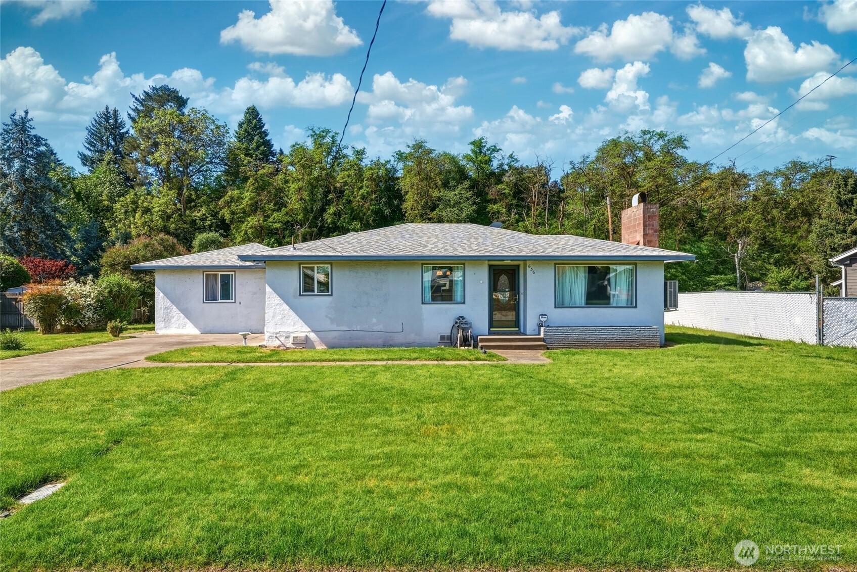 636 Pierce Street , Milton-Freewater, OR 97862