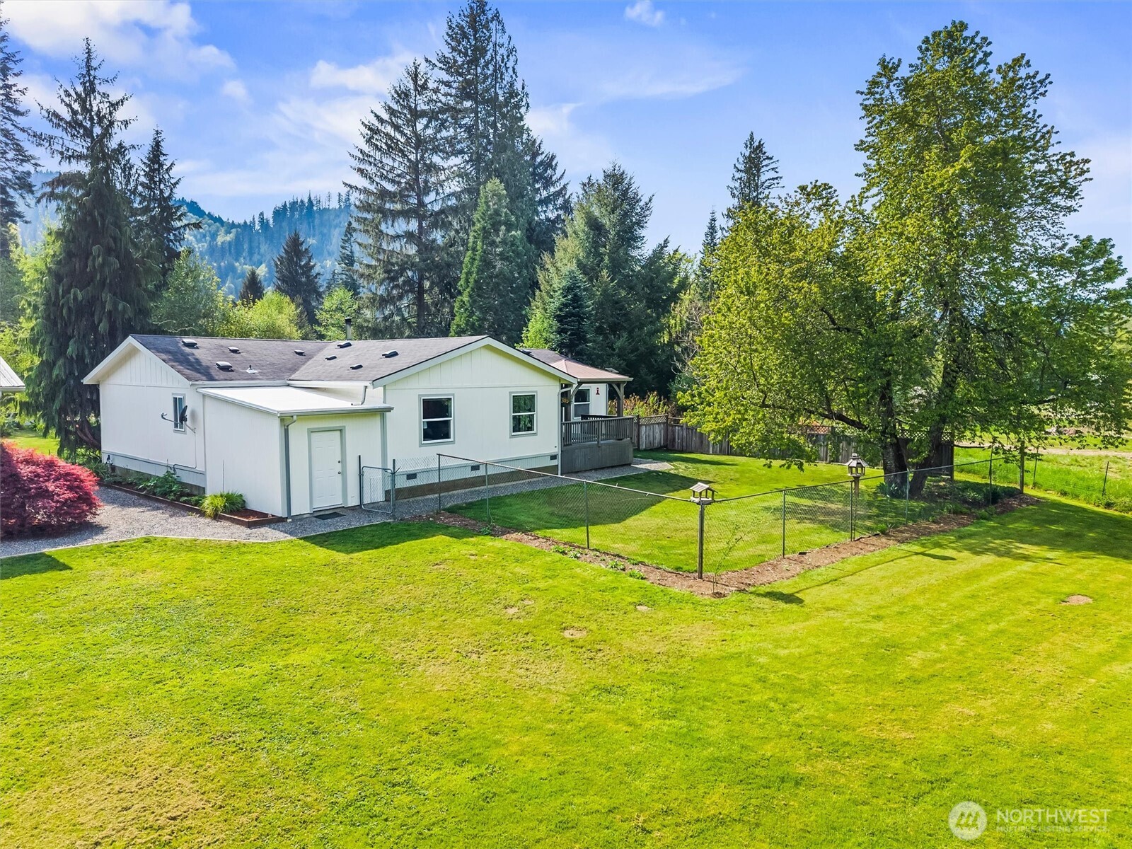 4930 Mosquito Lake Road , Deming, WA 98011
