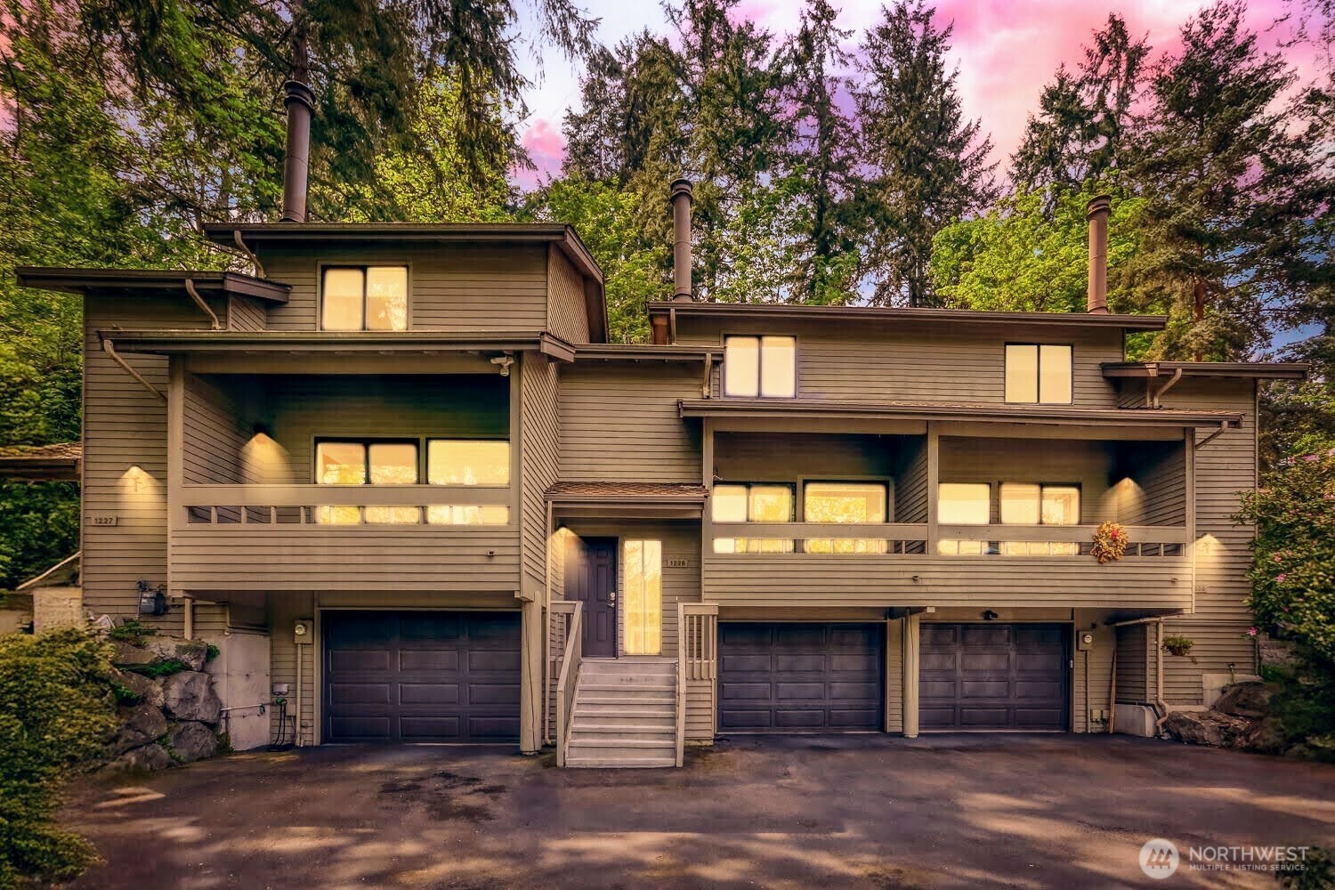1226 Bellefield Park Lane NW #1226, Bellevue, WA 98004