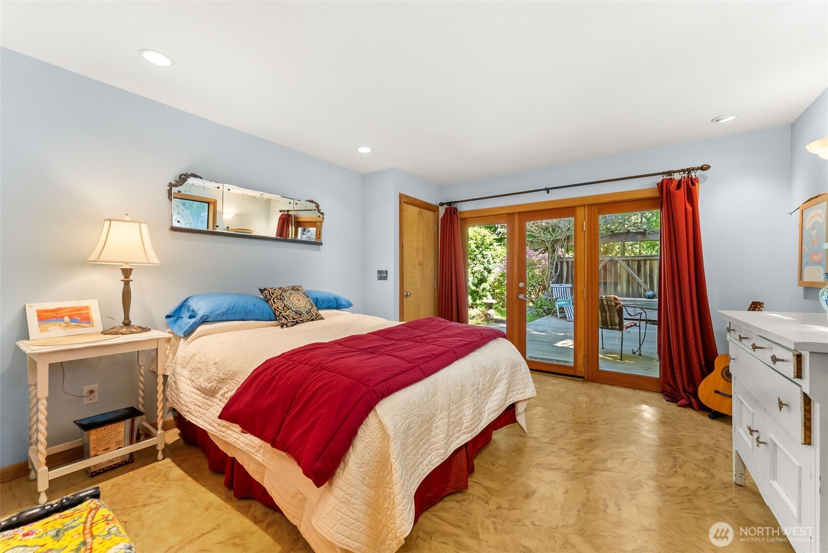 2511 Crestline Drive NW, Olympia, WA 98502