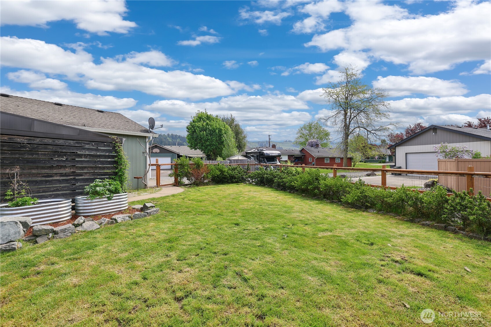 5417 156th Avenue Ct E, Sumner, WA 98390