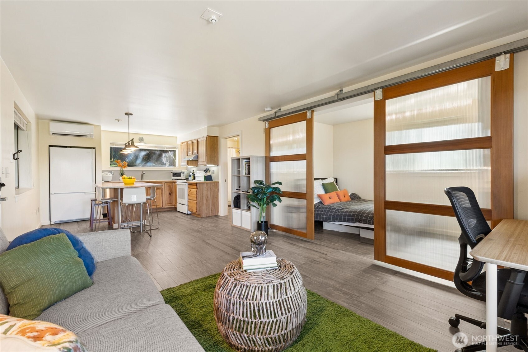 8005 21st Avenue W, University Place, WA 98466