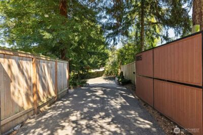 8005 21st Avenue W, University Place, WA 98466 - Photo 35
