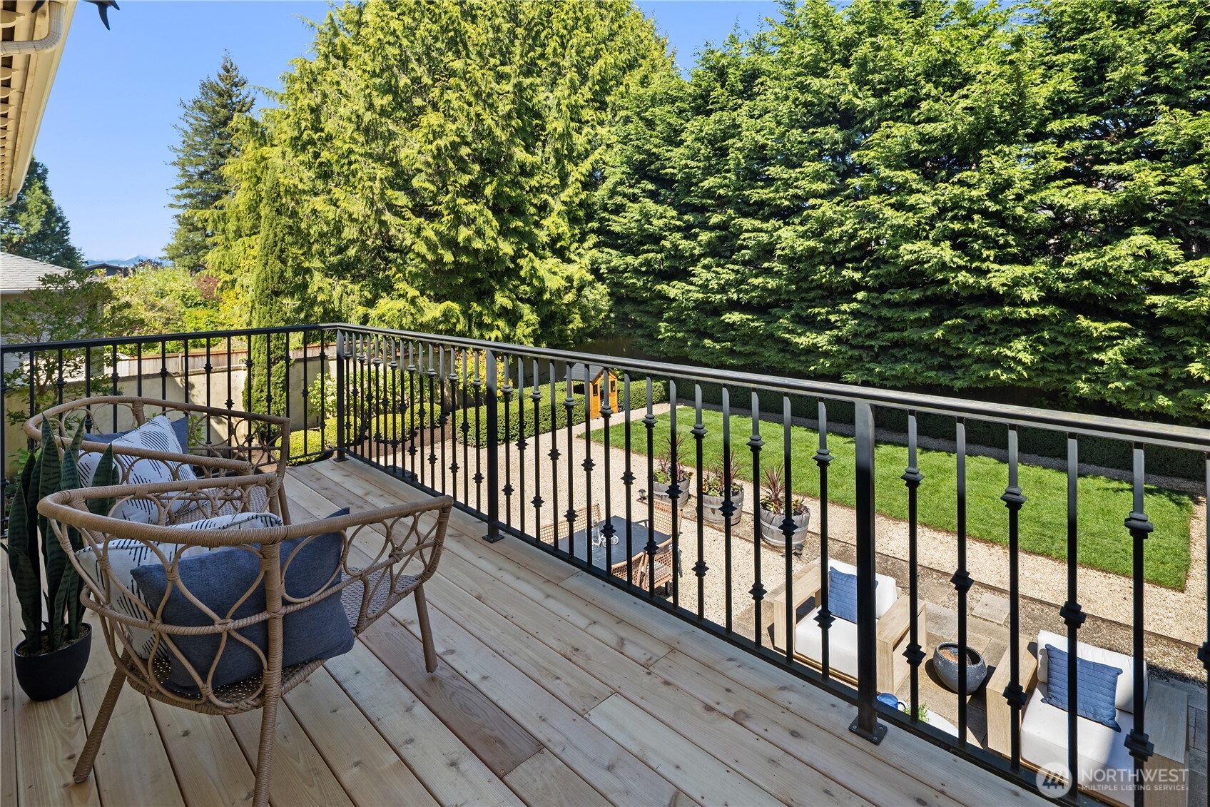 3920 W Barrett Street , Seattle, WA 98199