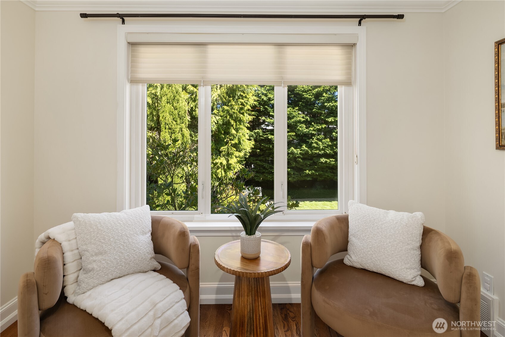 3920 W Barrett Street , Seattle, WA 98199