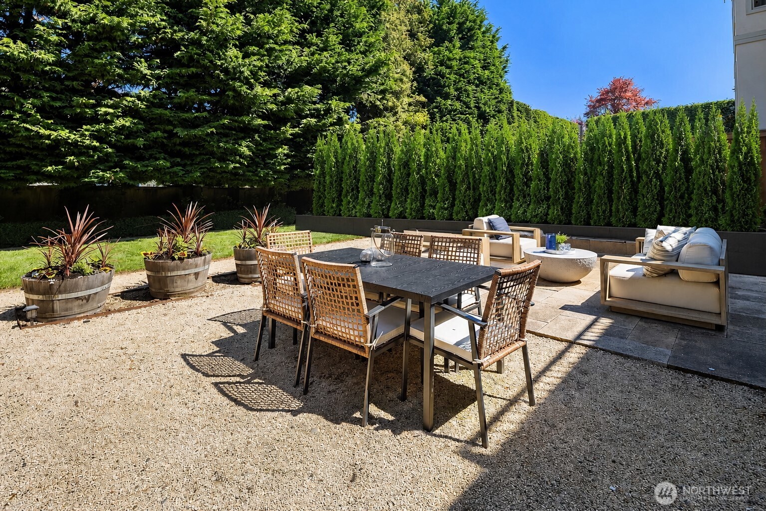 3920 W Barrett Street , Seattle, WA 98199