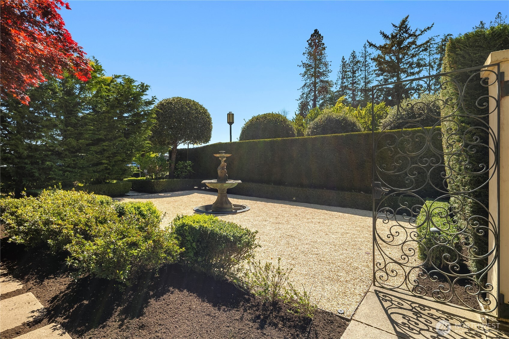 3920 W Barrett Street , Seattle, WA 98199