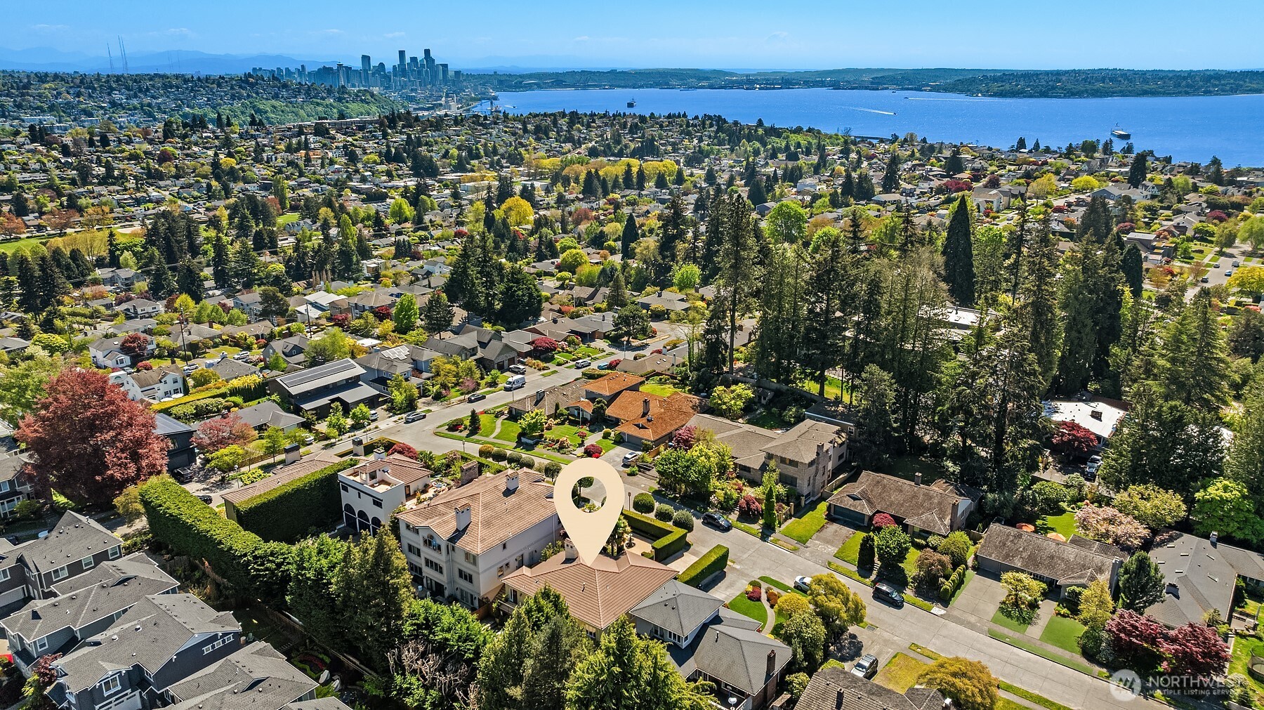 3920 W Barrett Street , Seattle, WA 98199