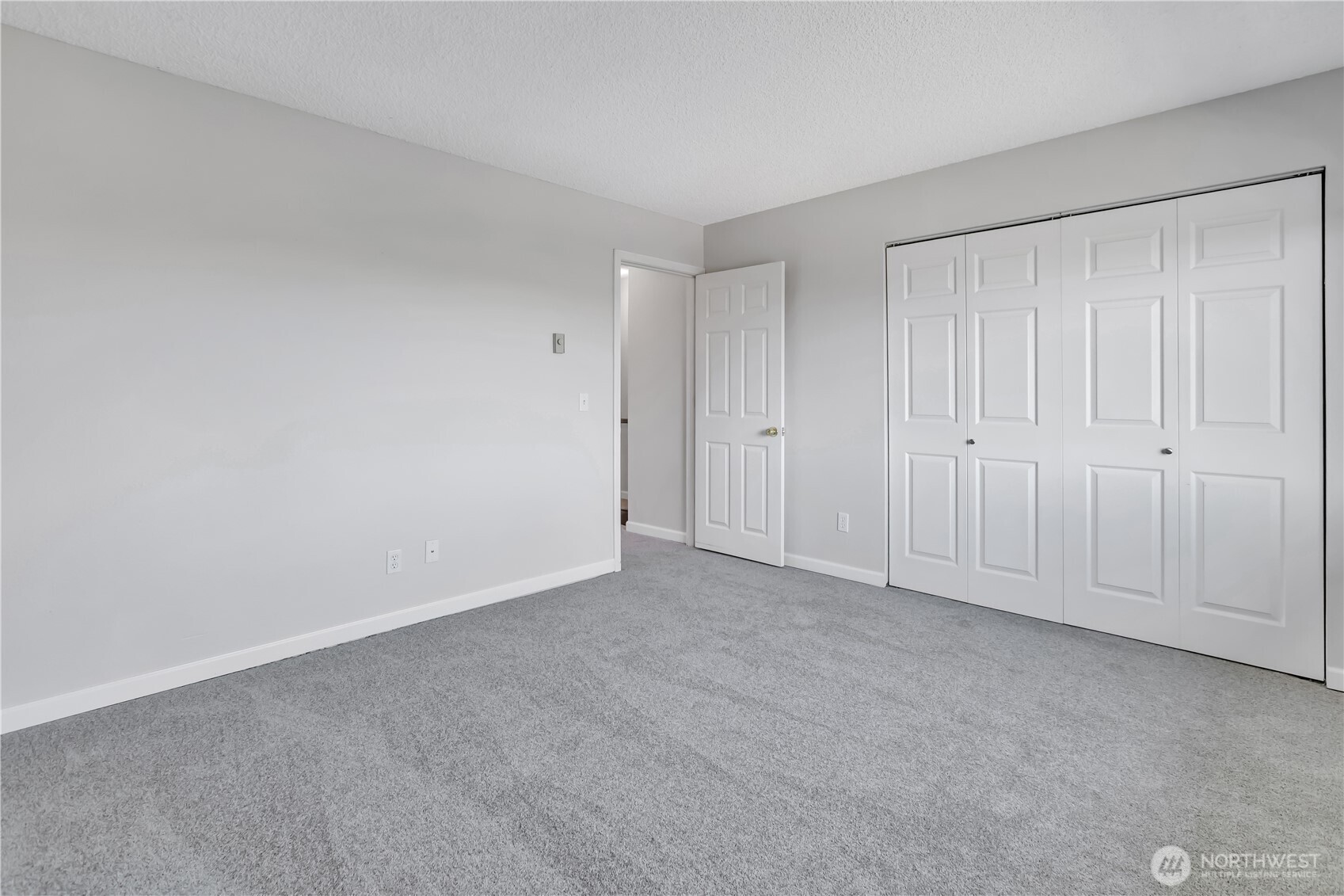 25426 106th Avenue SE #C4, Kent, WA 98030