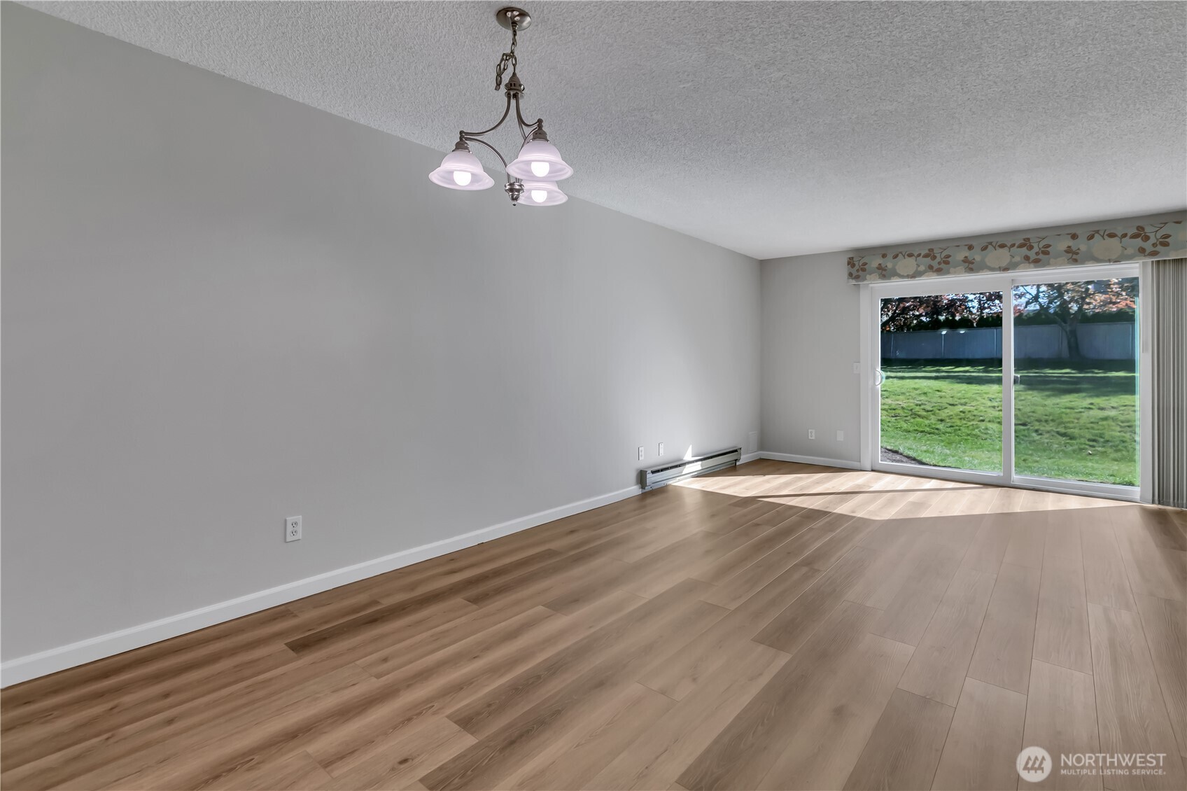25426 106th Avenue SE #C4, Kent, WA 98030