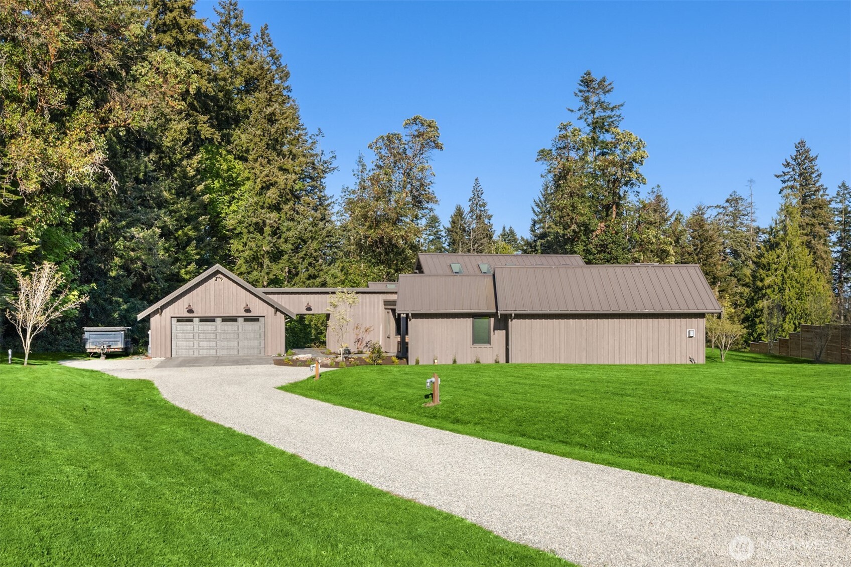 26868 Sunnyview Lane NE, Kingston, WA 98346