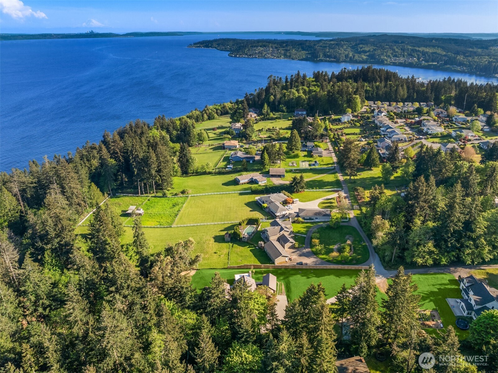 26868 Sunnyview Lane NE, Kingston, WA 98346