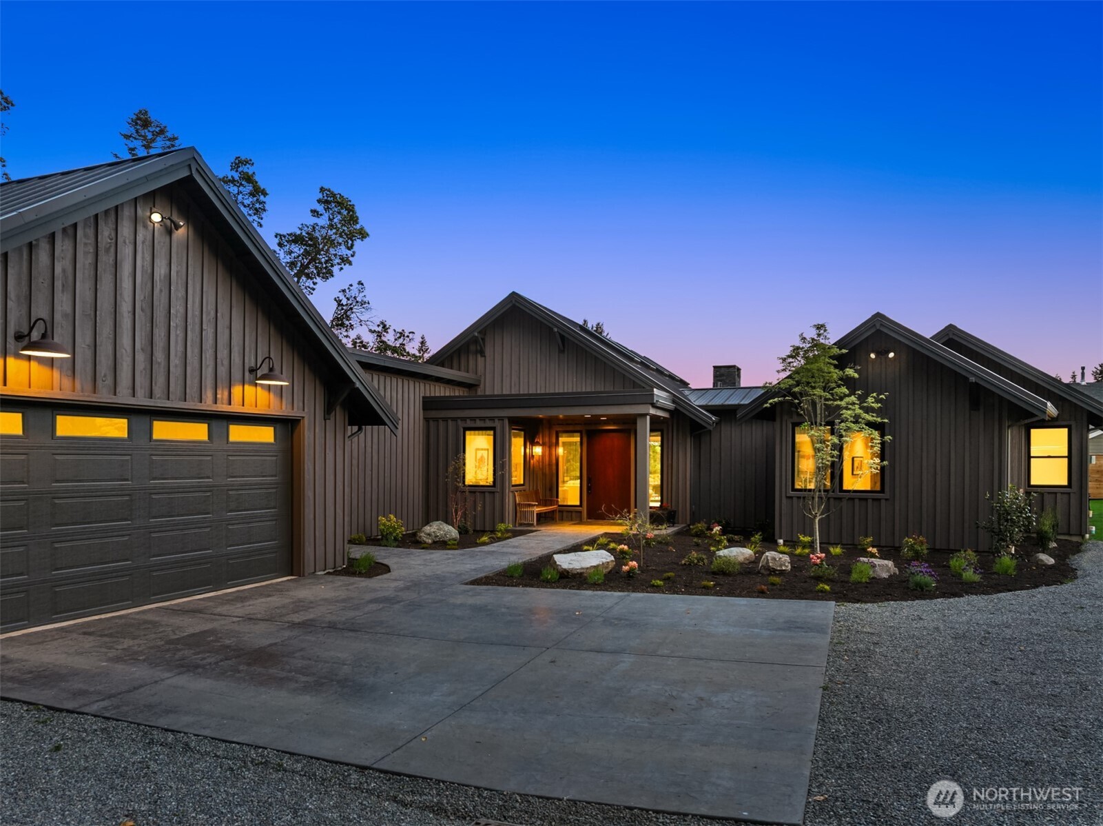 26868 Sunnyview Lane NE, Kingston, WA 98346