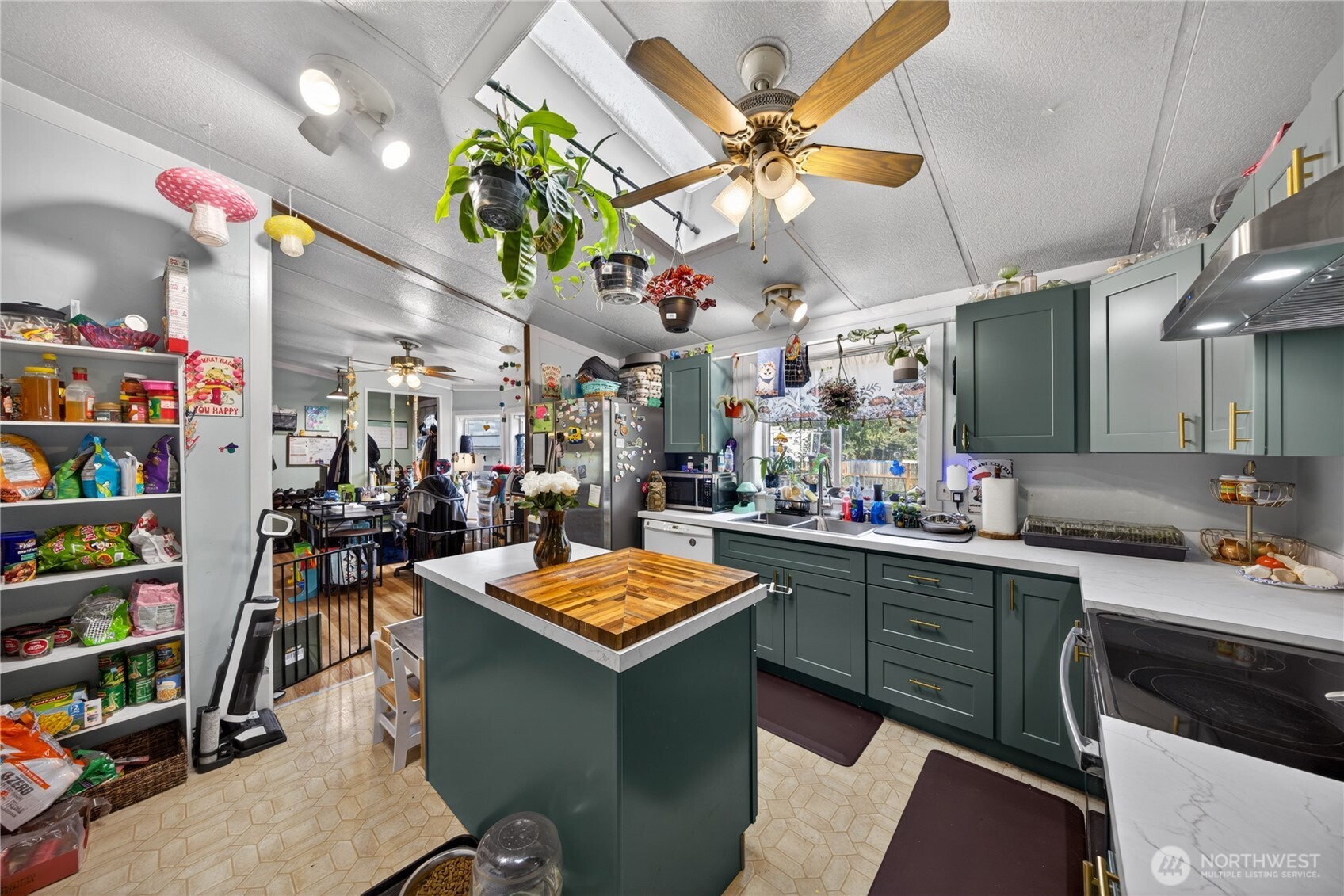 4514 Alamo Way , Oak Harbor, WA 98277