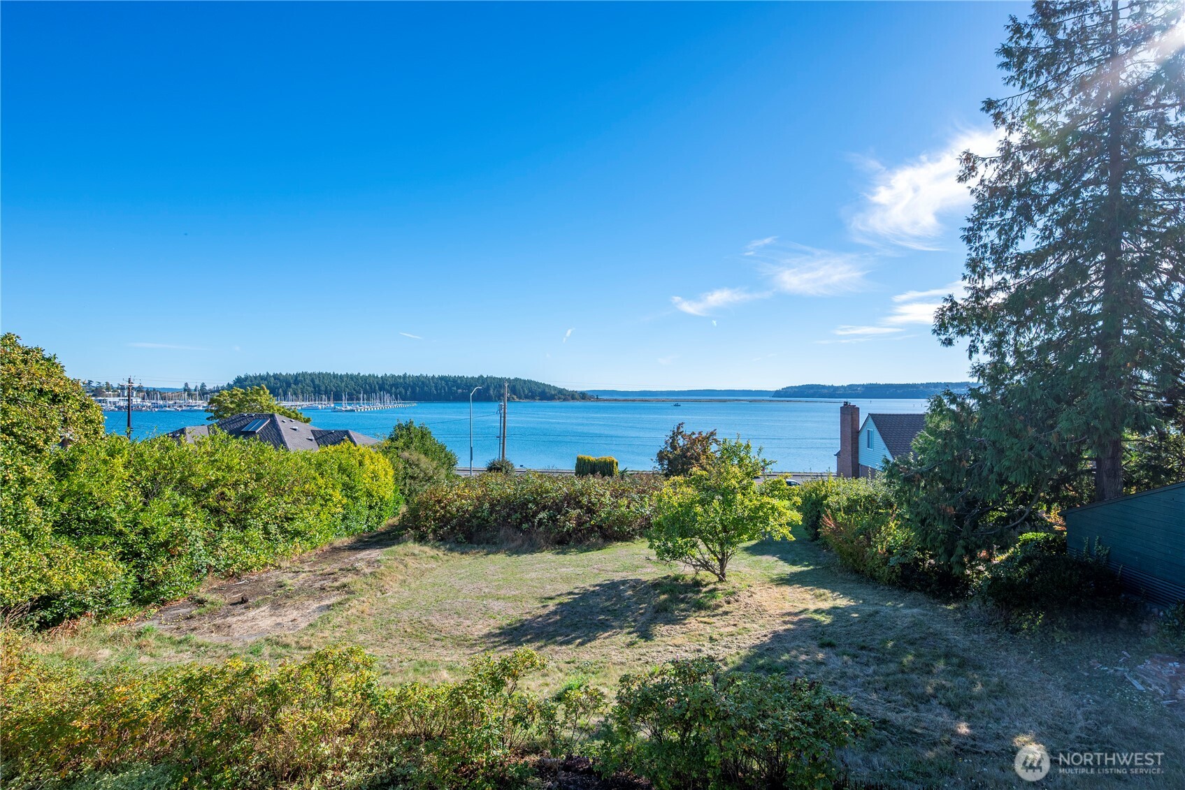 1475 SE 9th Avenue , Oak Harbor, WA 98277
