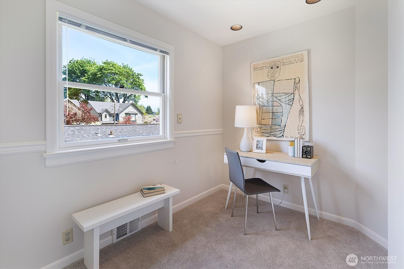 4550 47th Avenue NE, Seattle, WA 98105