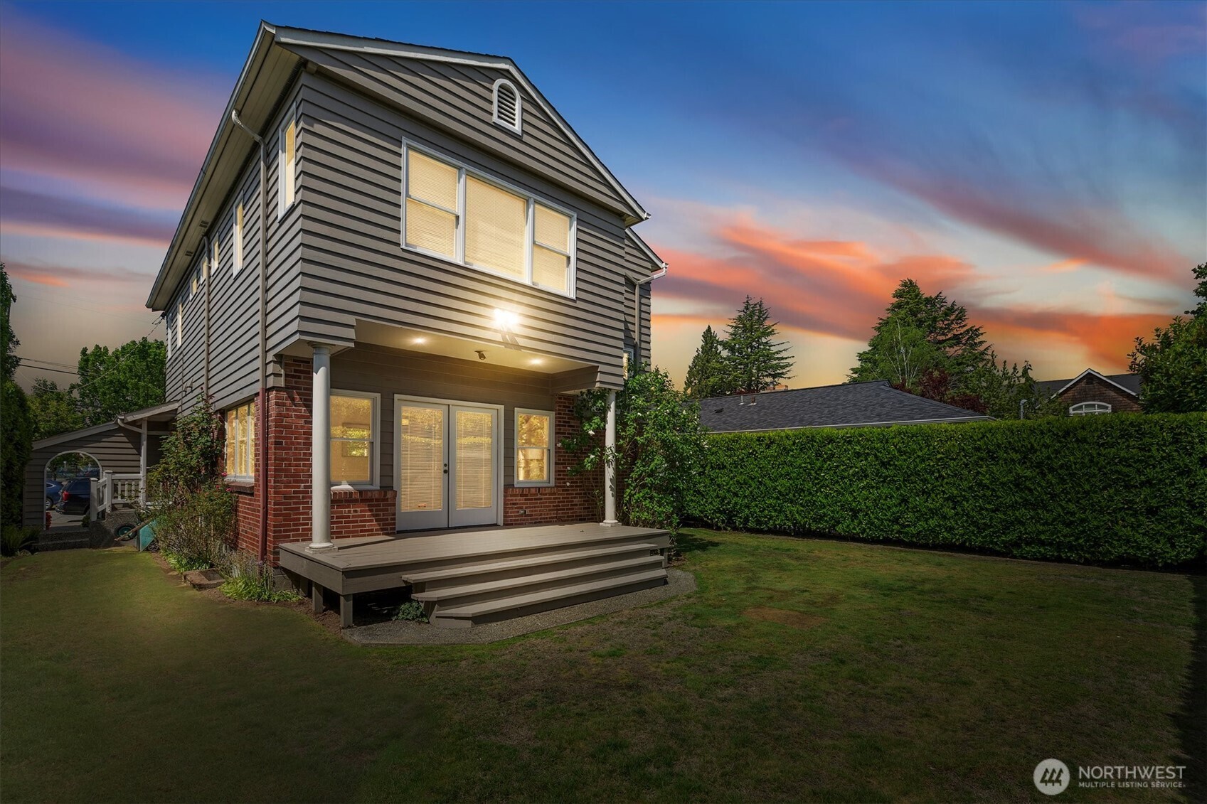 4550 47th Avenue NE, Seattle, WA 98105