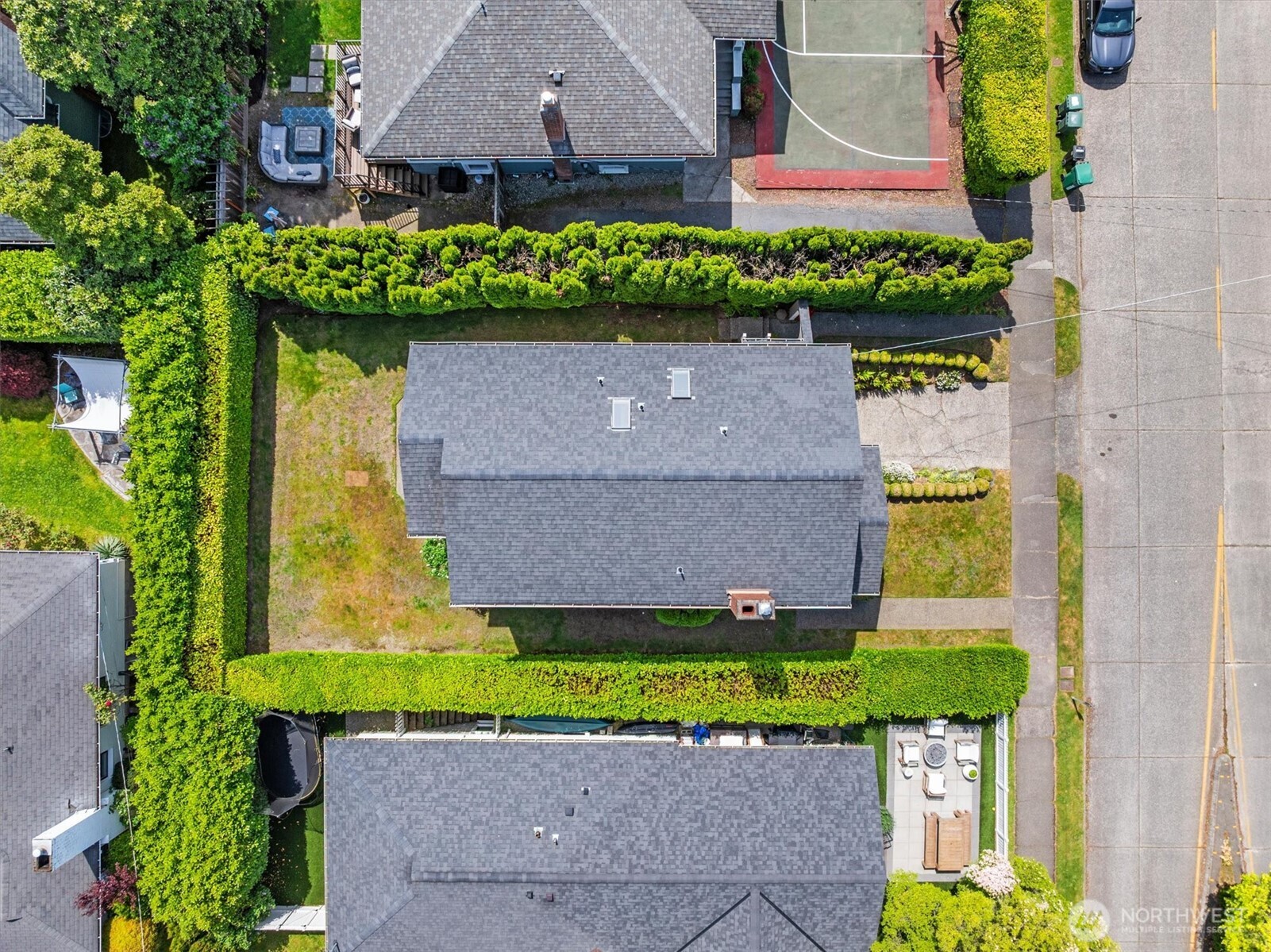 4550 47th Avenue NE, Seattle, WA 98105