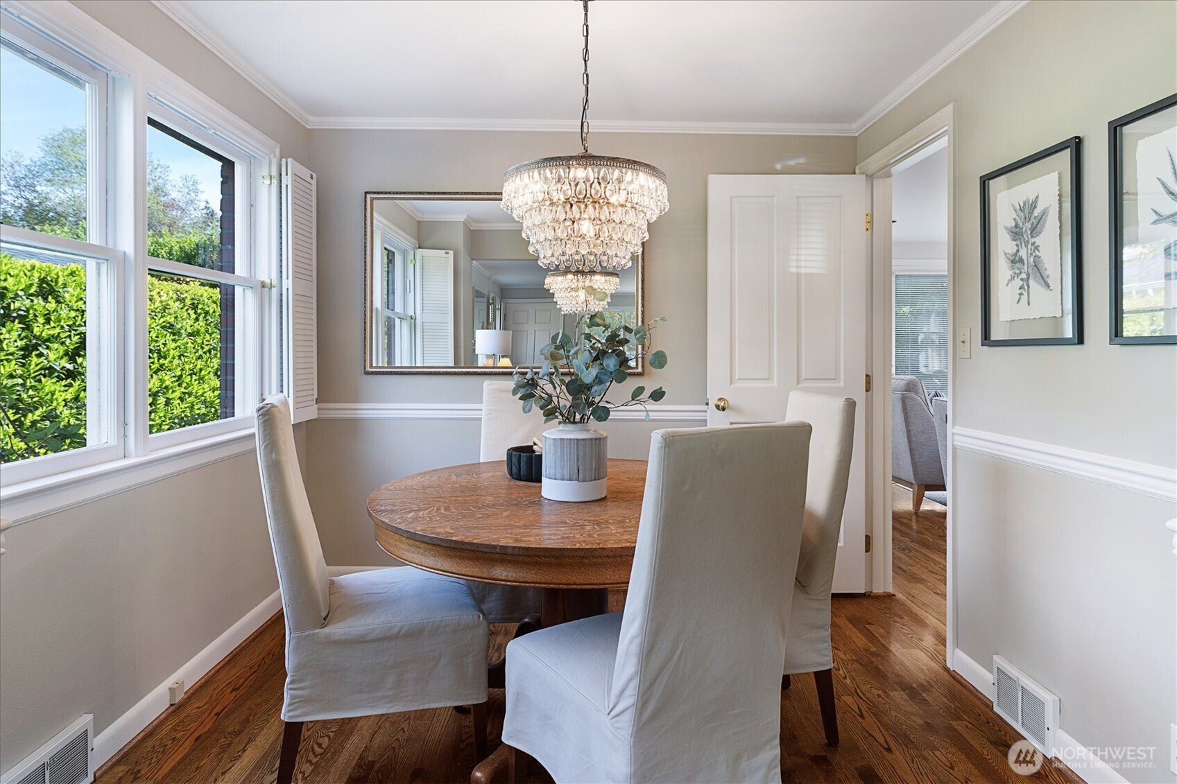 4550 47th Avenue NE, Seattle, WA 98105