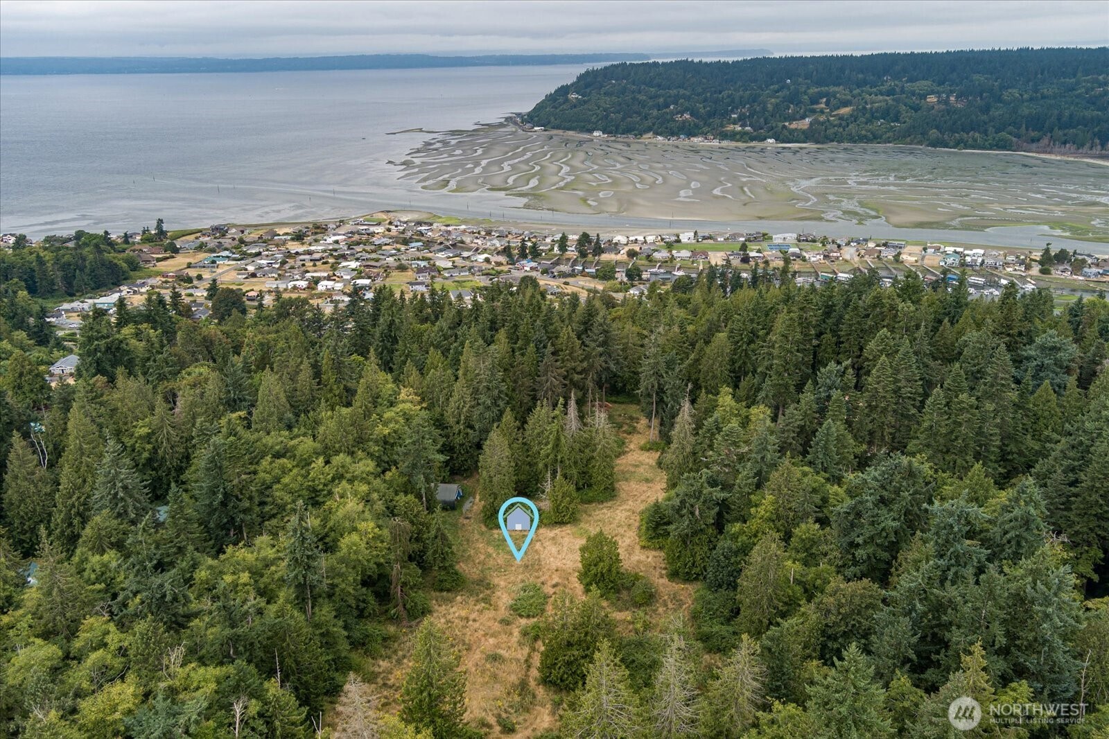 8175 Mossy Rock Road , Clinton, WA 98236