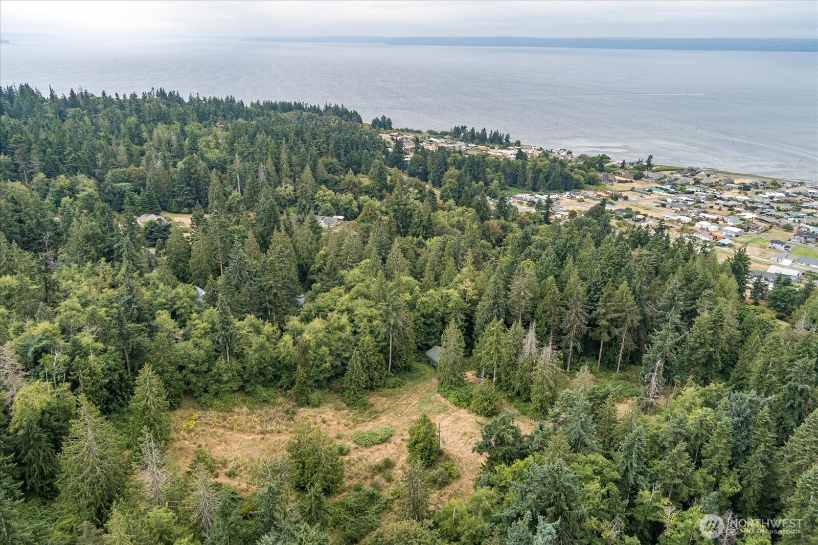 8175 Mossy Rock Road , Clinton, WA 98236