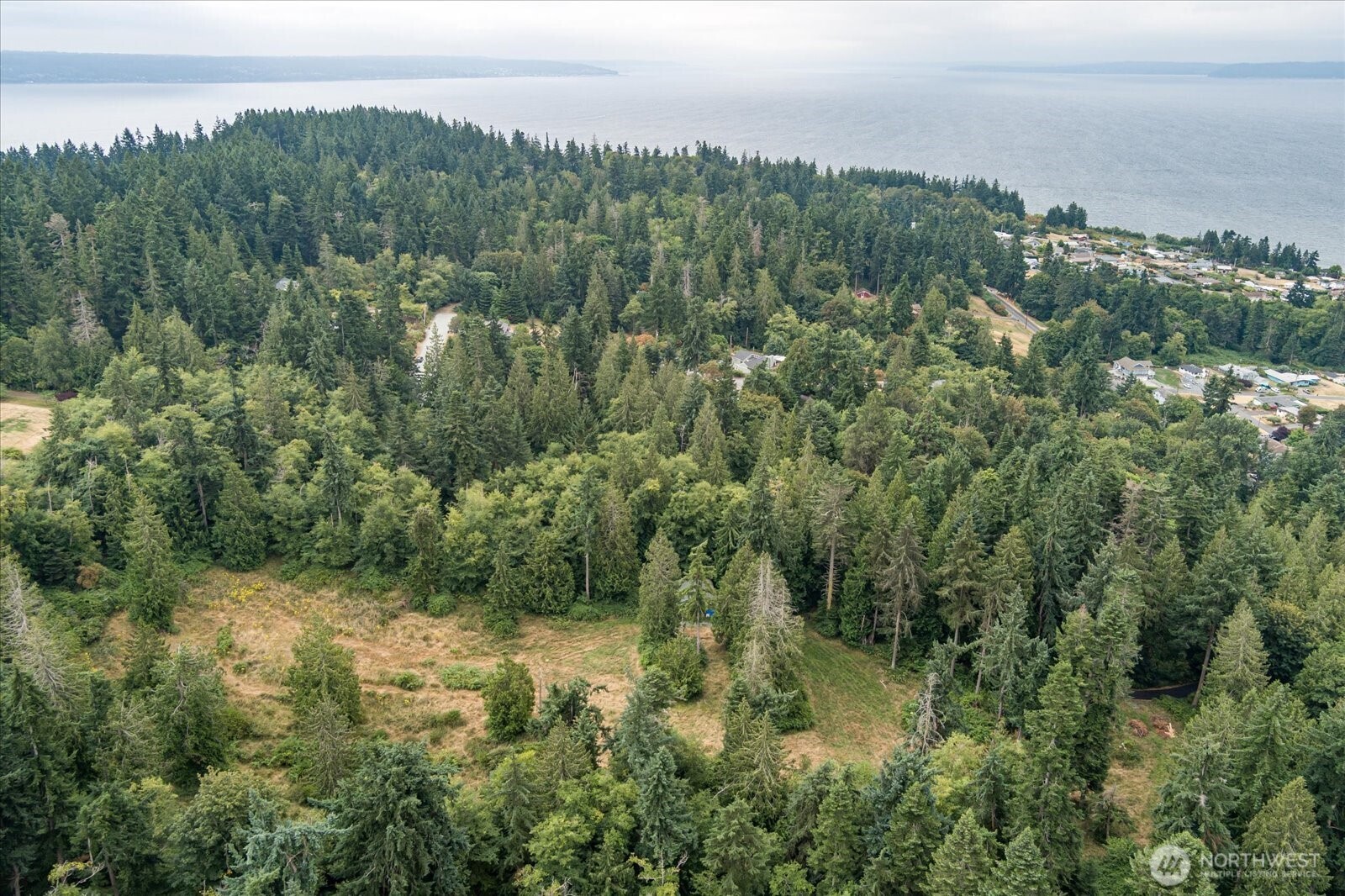 8175 Mossy Rock Road , Clinton, WA 98236
