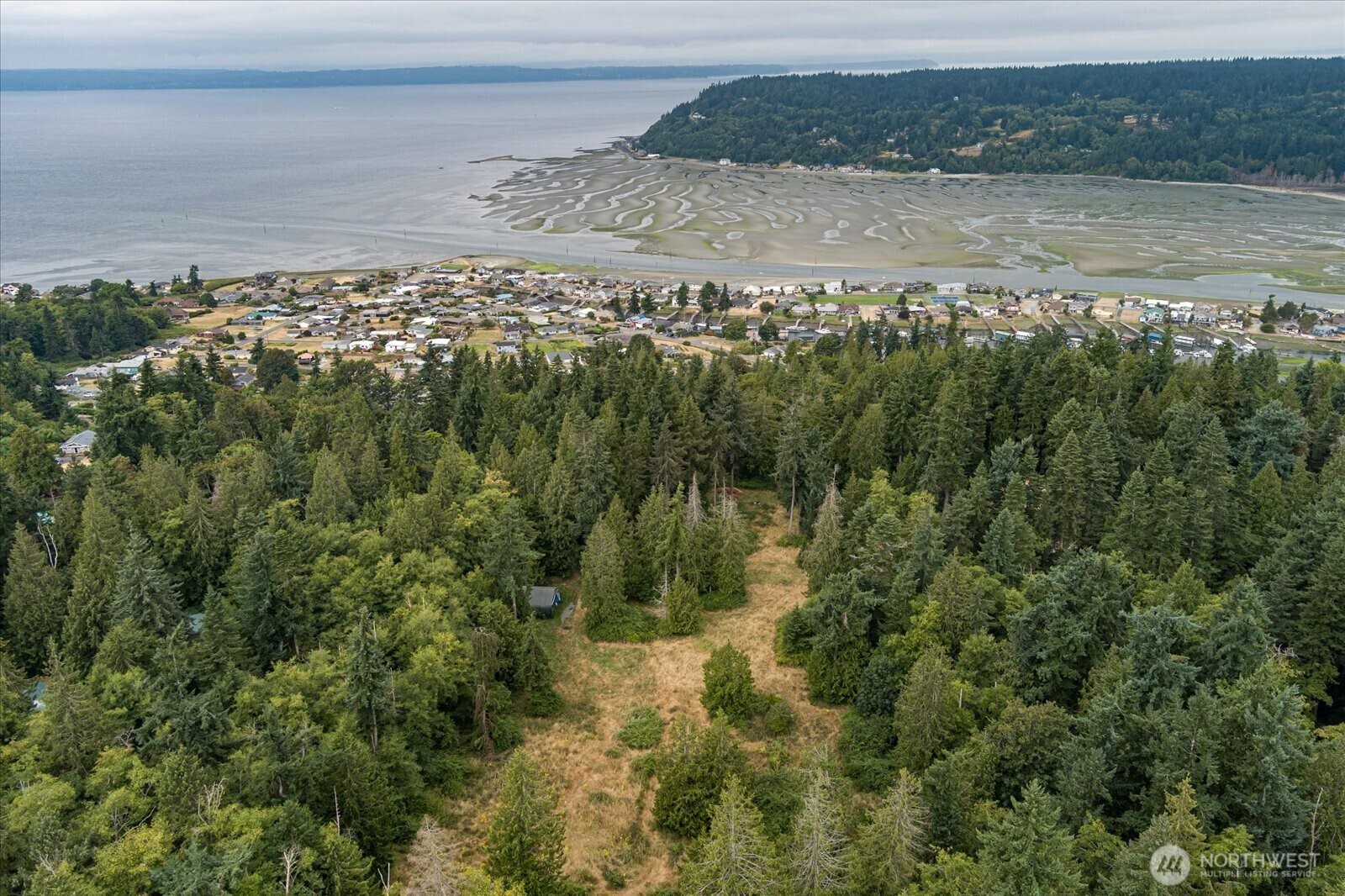 8175 Mossy Rock Road , Clinton, WA 98236