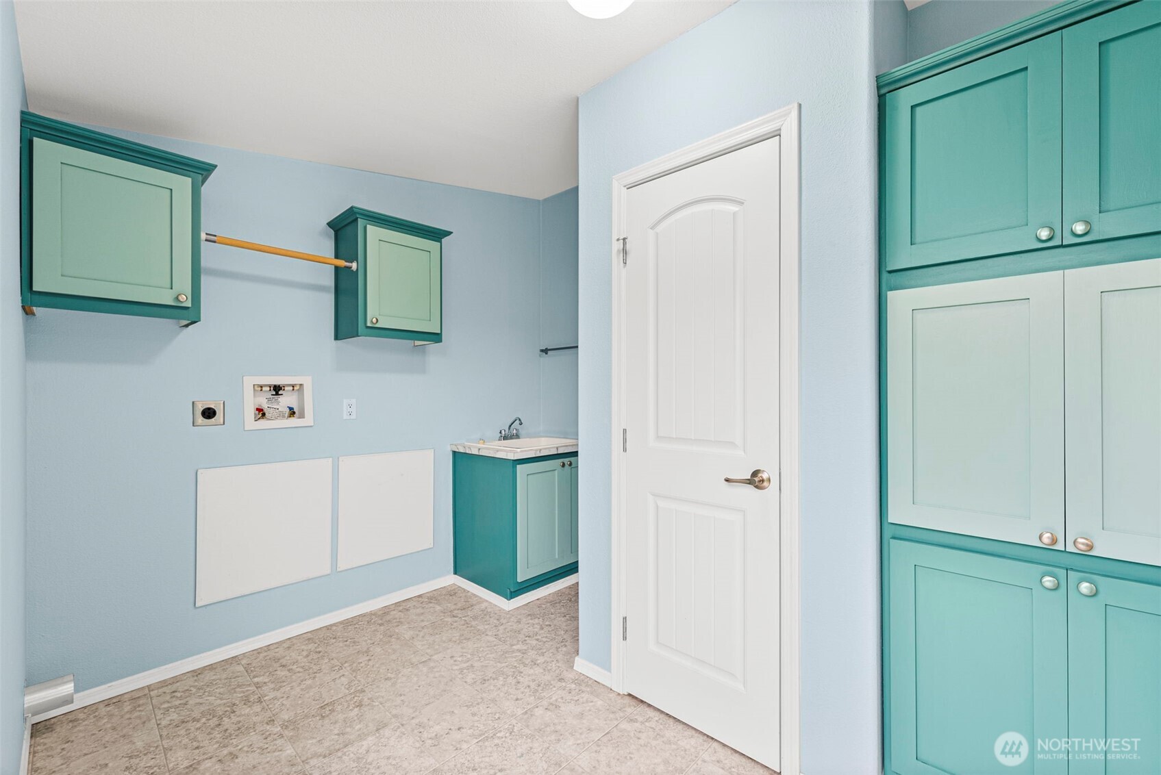2322 44th Lane SW, Tumwater, WA 98512