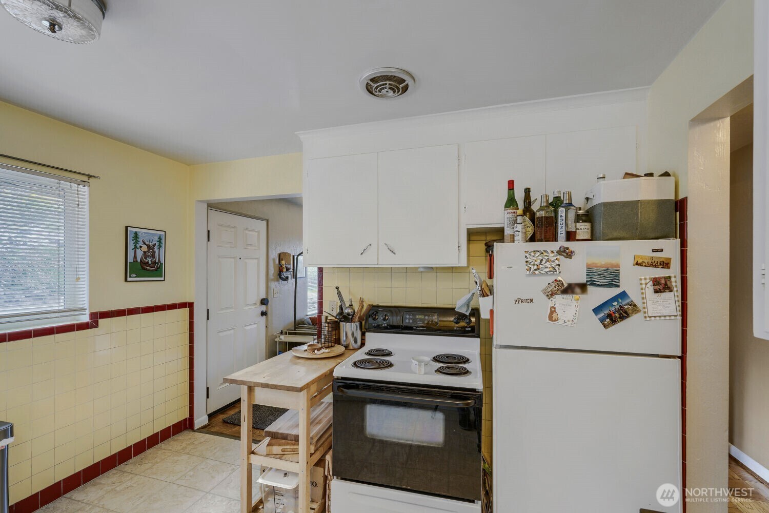 4903 3rd Avenue NW, Seattle, WA 98107-3503