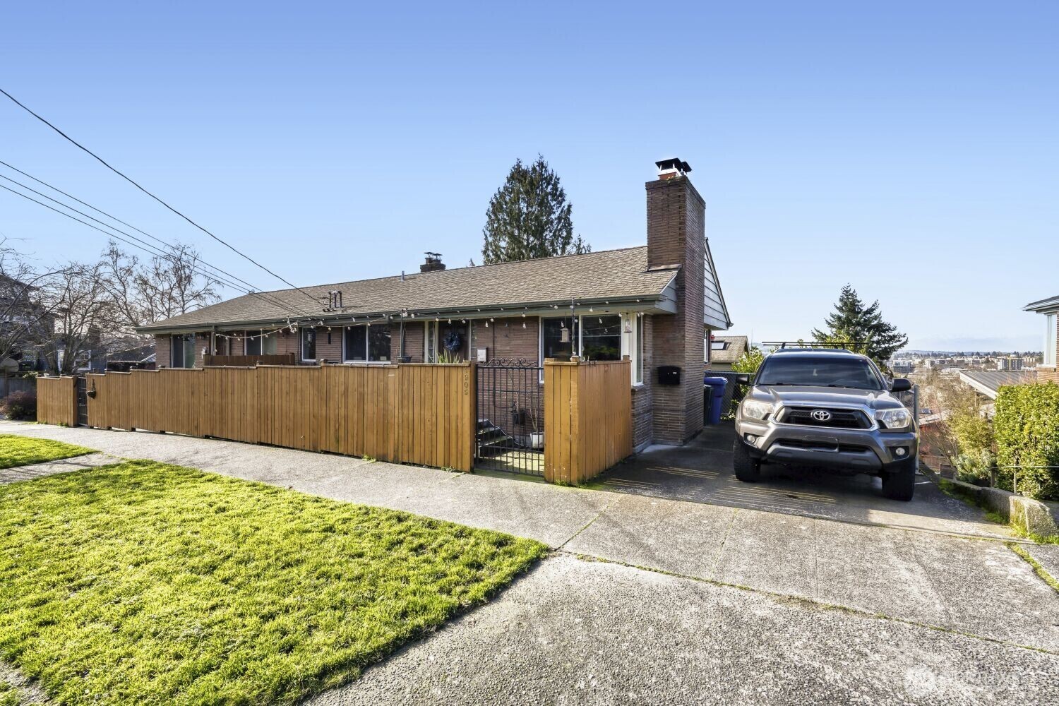 4903 3rd Avenue NW, Seattle, WA 98107-3503