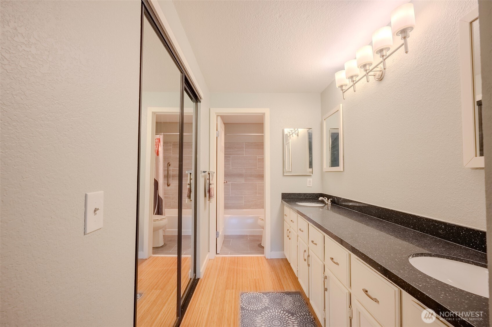 8407 18th Ave W #6-206, Everett, WA 98204