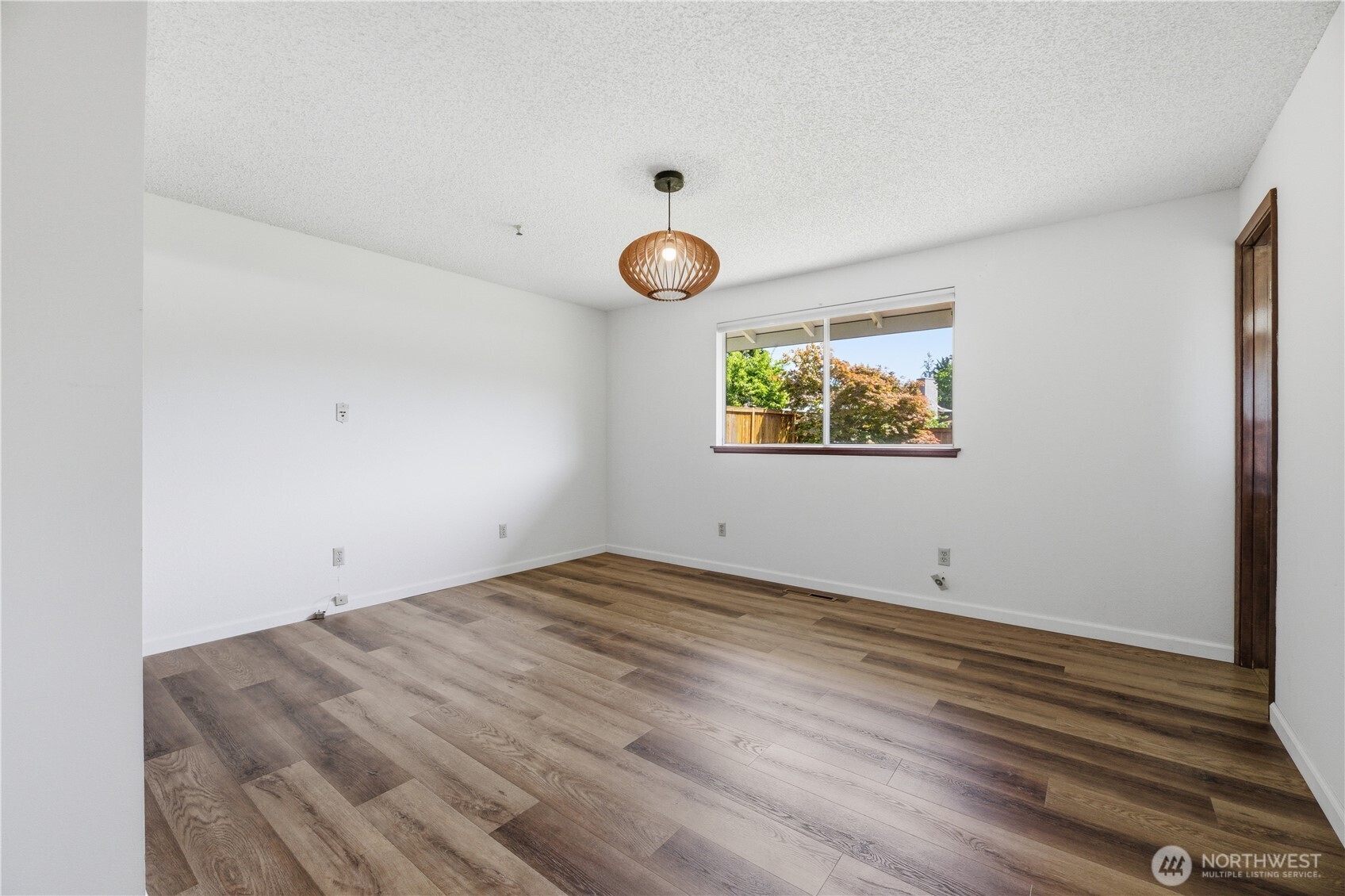 10715 111th Avenue SW, Tacoma, WA 98498