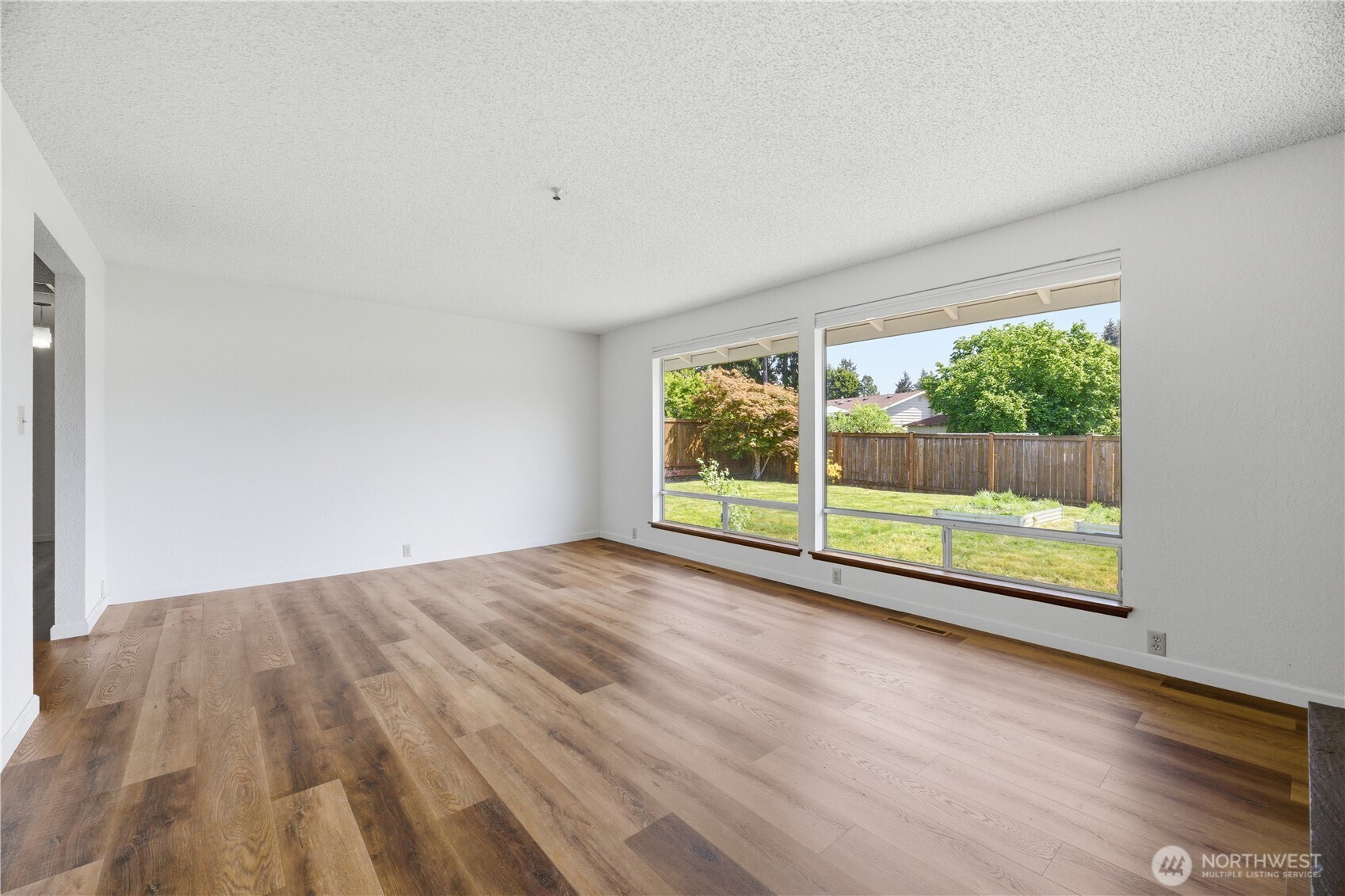 10715 111th Avenue SW, Tacoma, WA 98498