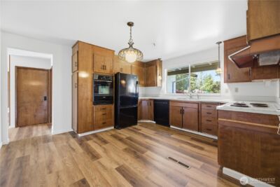 10715 111th Avenue SW, Tacoma, WA 98498 - Photo 8