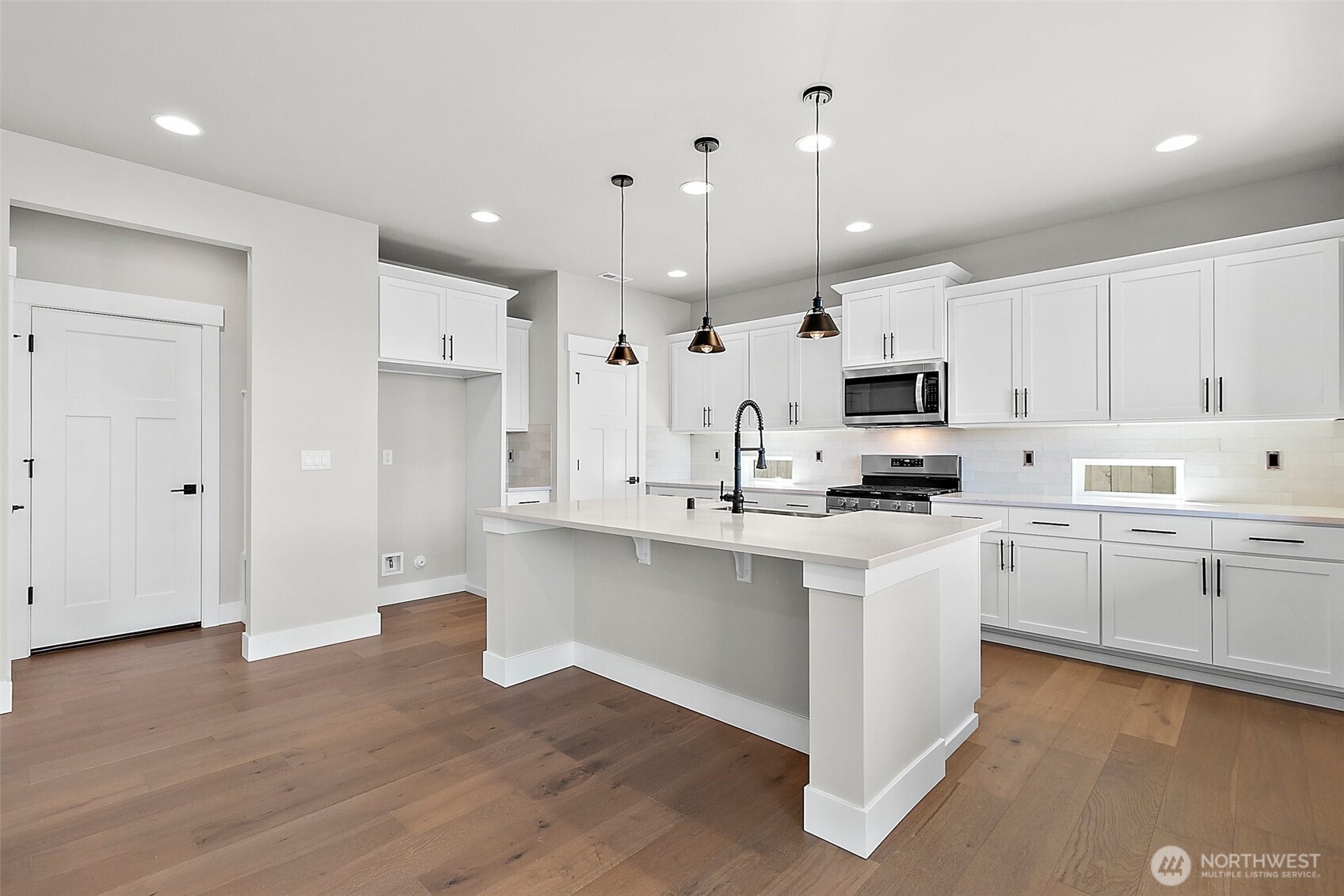 15530 2nd Place W #MG 16, Lynnwood, WA 98087
