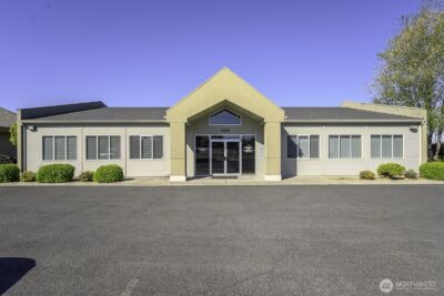 1010 S Pioneer Way , Moses Lake, WA 98837 - Photo 1