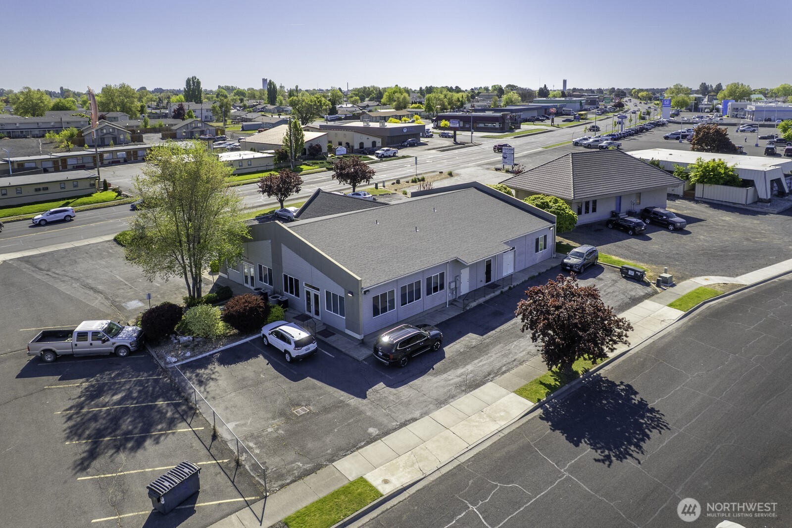 1010 S Pioneer Way , Moses Lake, WA 98837