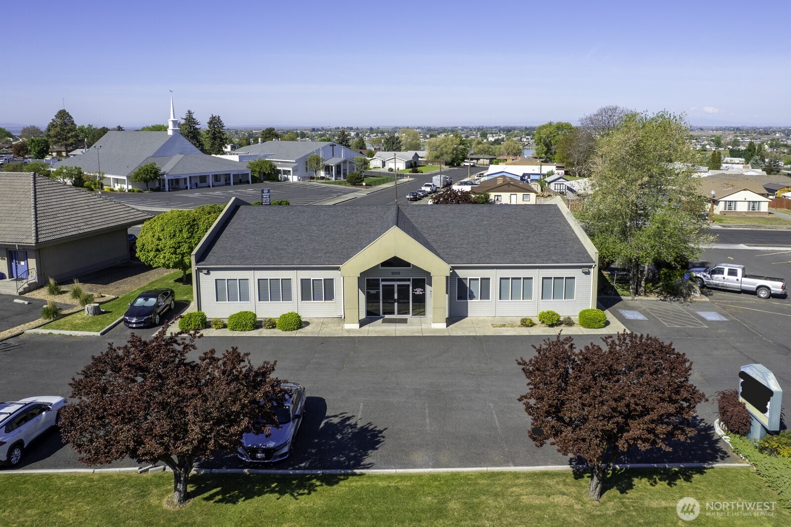 1010 S Pioneer Way , Moses Lake, WA 98837