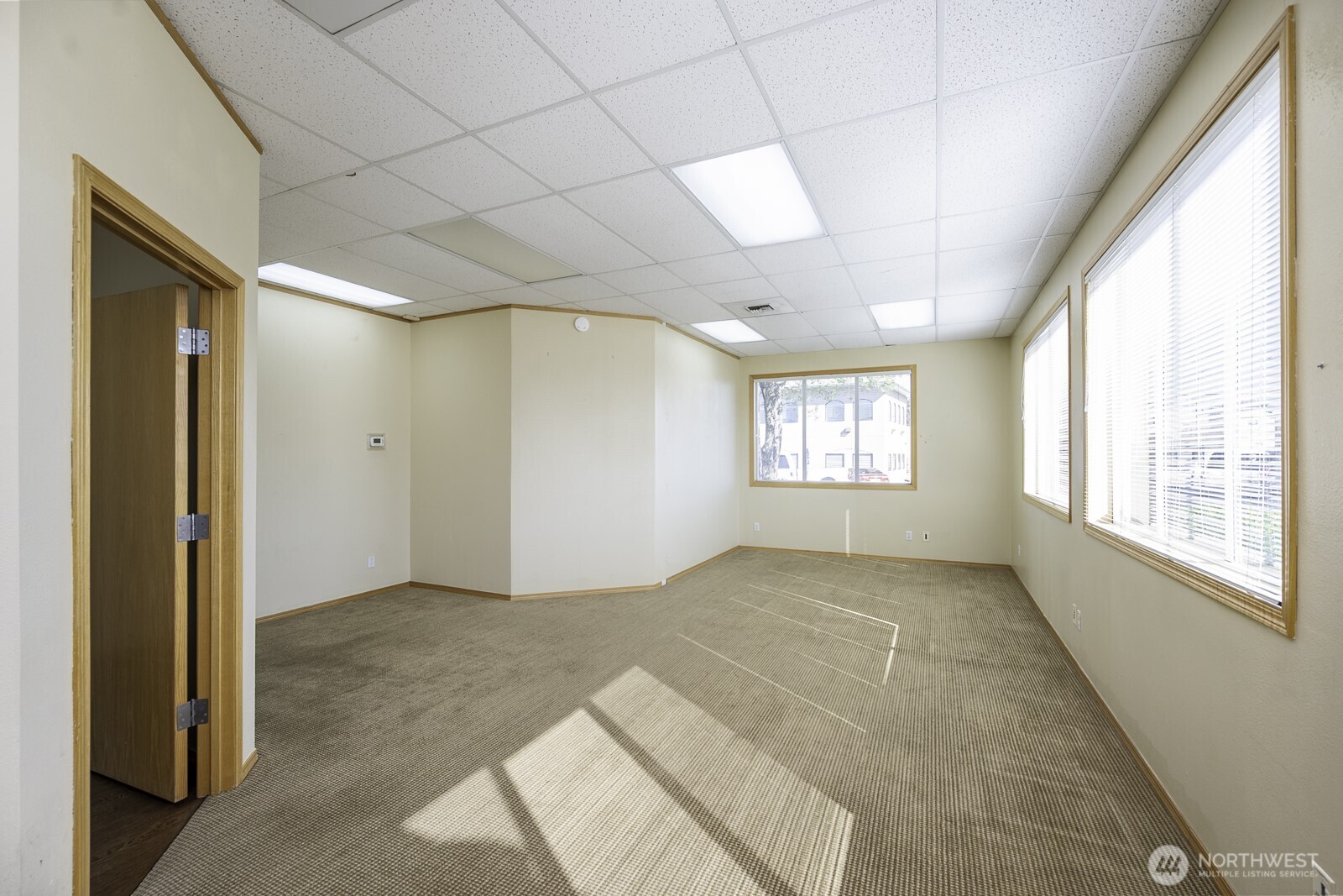 1010 S Pioneer Way , Moses Lake, WA 98837
