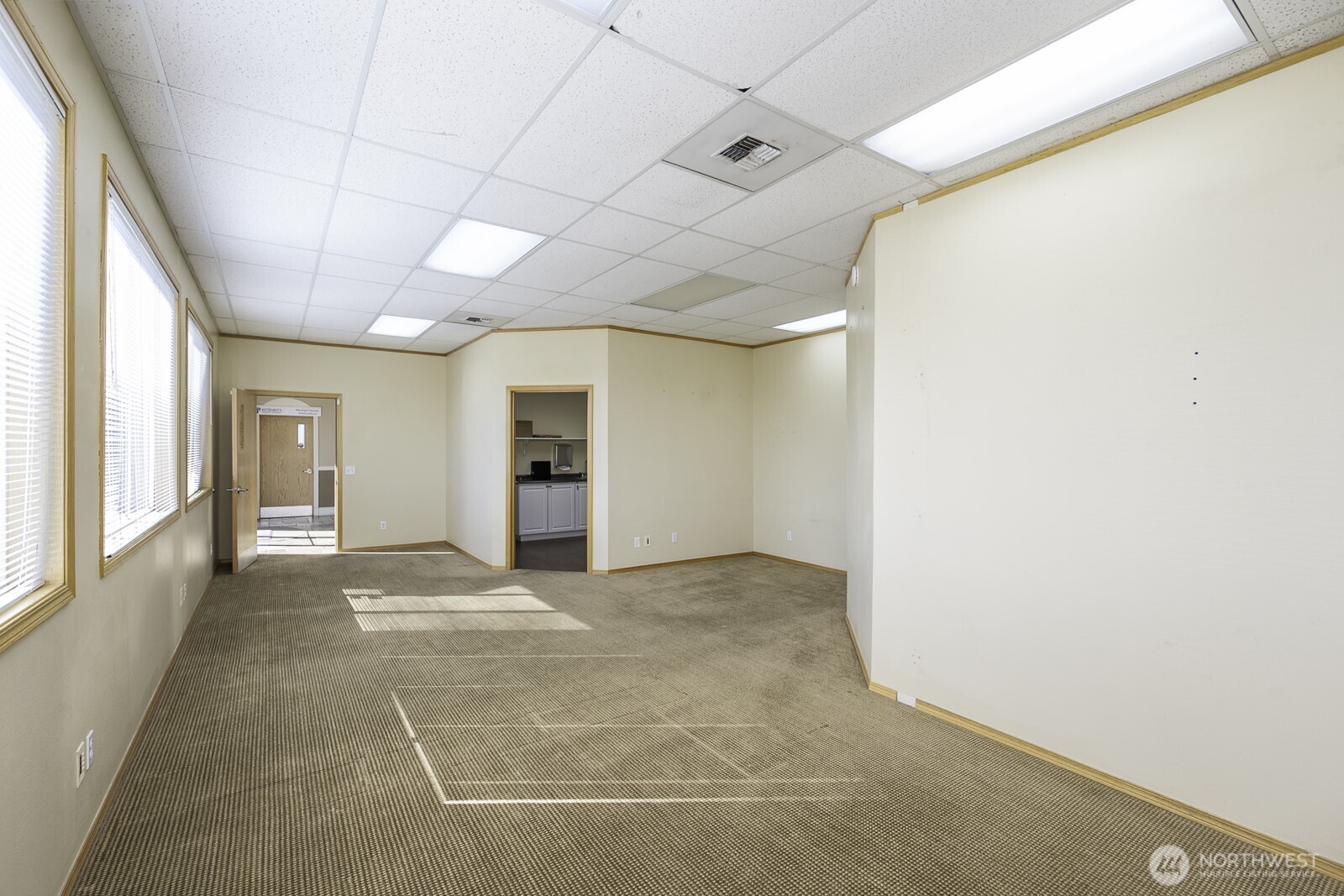 1010 S Pioneer Way , Moses Lake, WA 98837