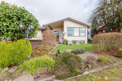 1412 Sheridan Road , Bremerton, WA 98310 - Photo 2