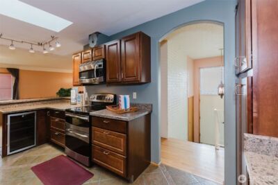 1412 Sheridan Road , Bremerton, WA 98310 - Photo 3