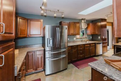 1412 Sheridan Road , Bremerton, WA 98310 - Photo 4
