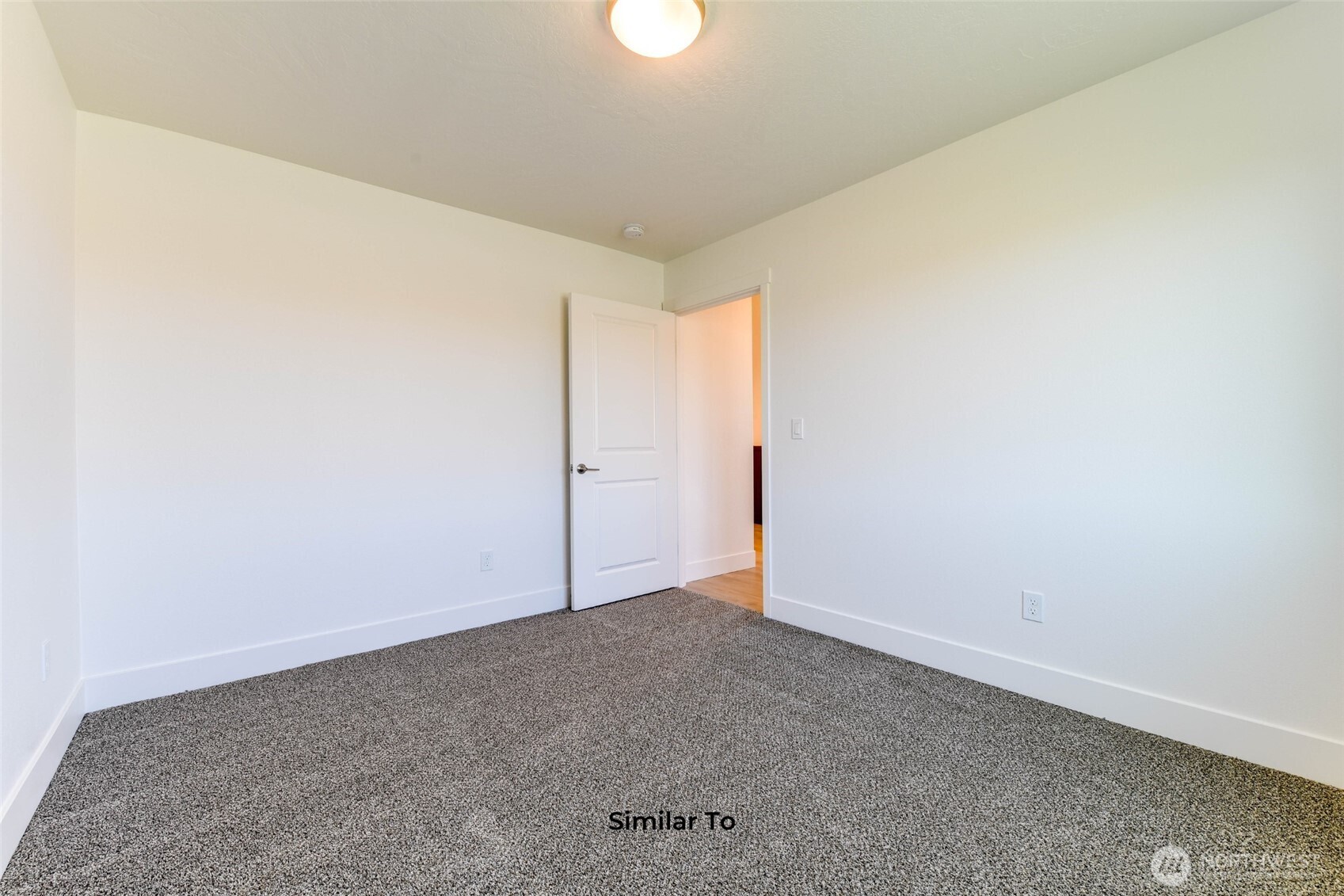 320 N Montana Street , Moses Lake, WA 98837