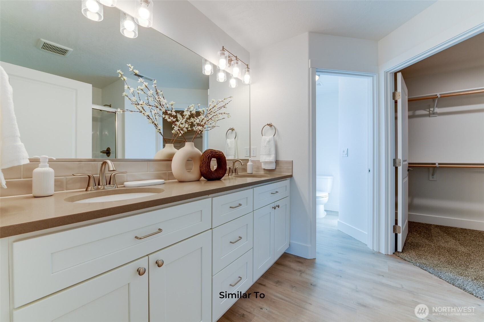 320 N Montana Street , Moses Lake, WA 98837