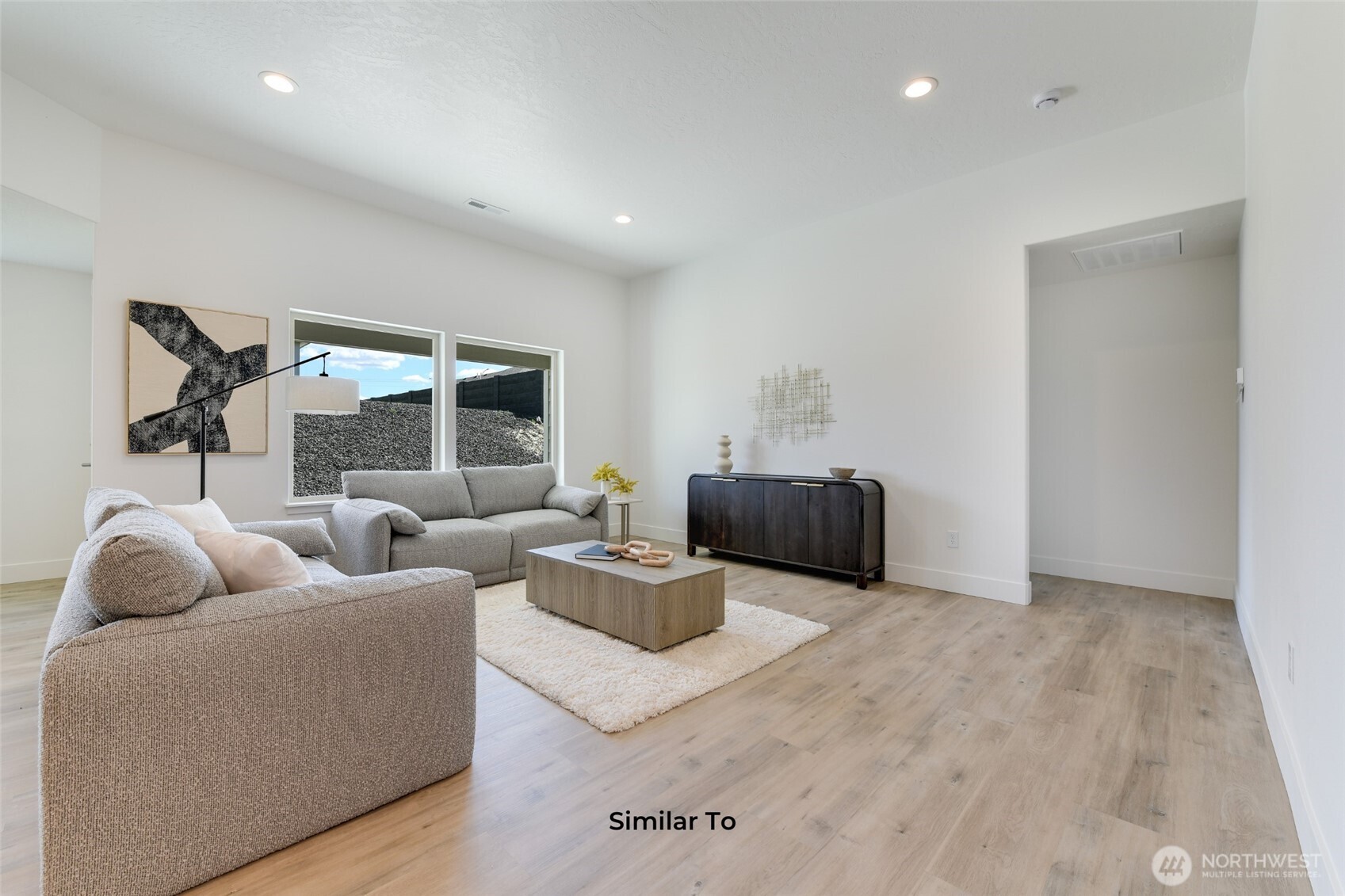 320 N Montana Street , Moses Lake, WA 98837